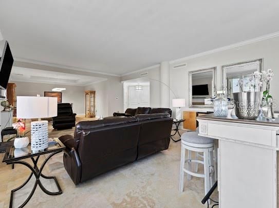 For Sale: $1,995,000 (3 beds, 4 baths, 3102 Square Feet)