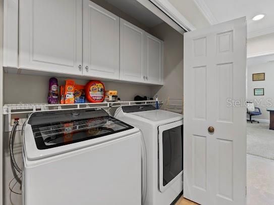 primary bedroom closet dressing area