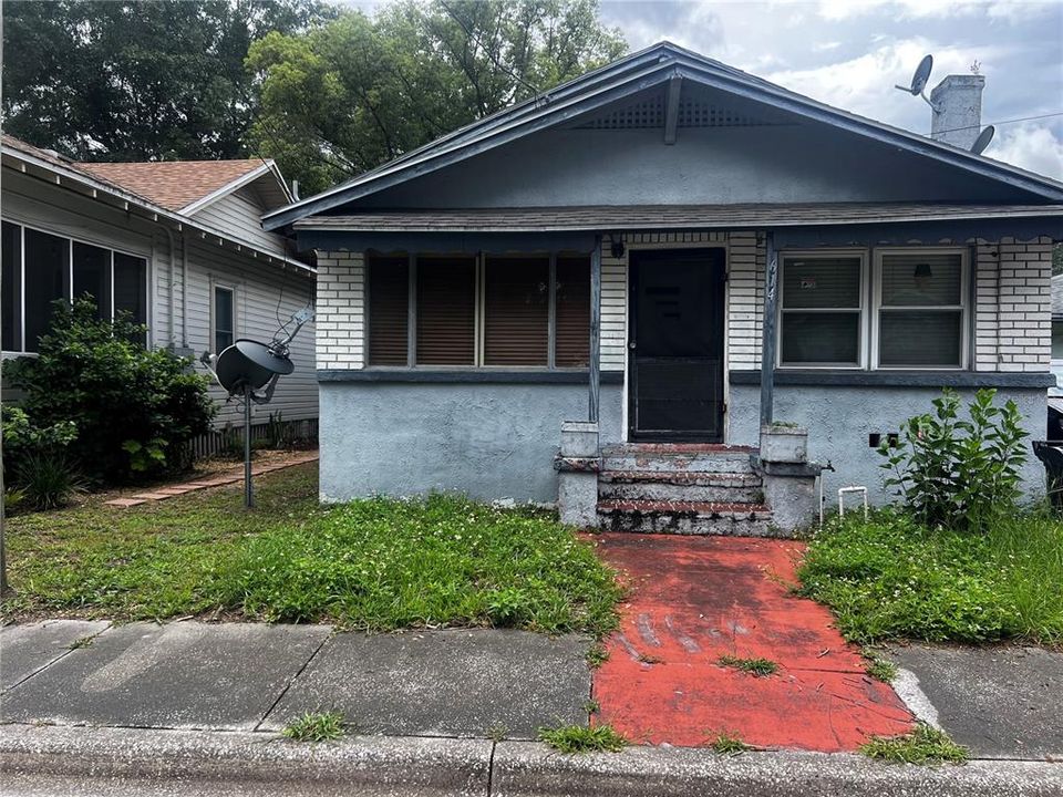 For Sale: $189,000 (3 beds, 1 baths, 1087 Square Feet)