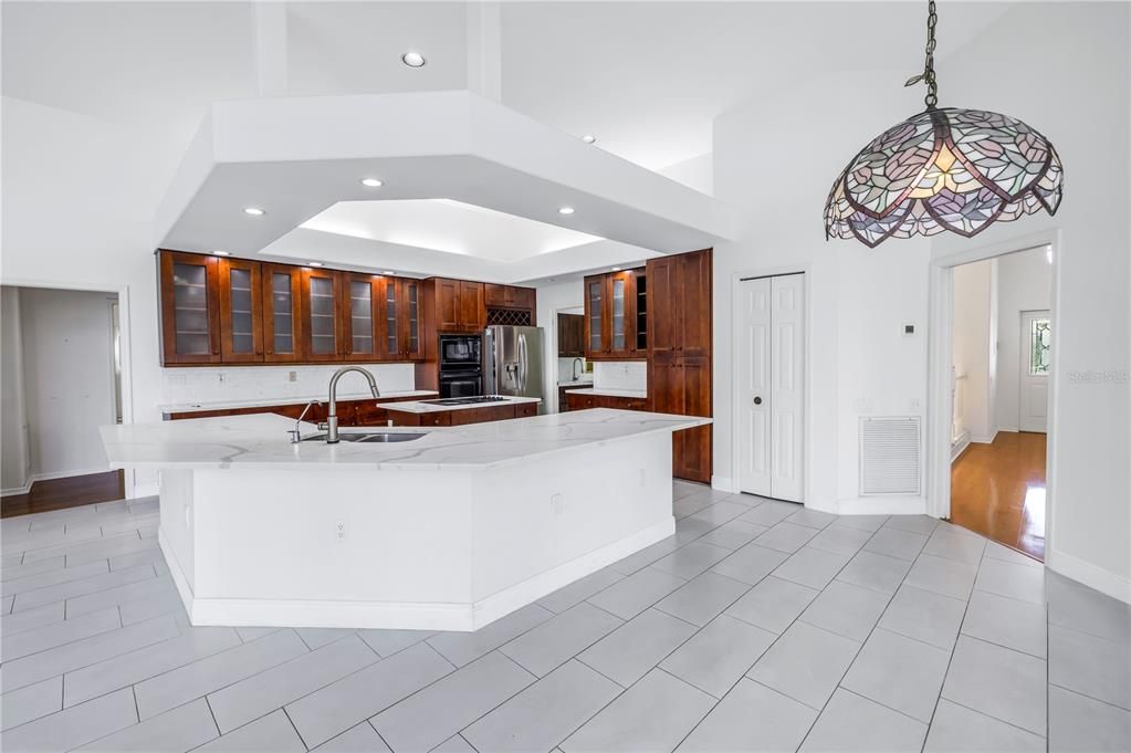 Active With Contract: $1,495,000 (4 beds, 3 baths, 3262 Square Feet)