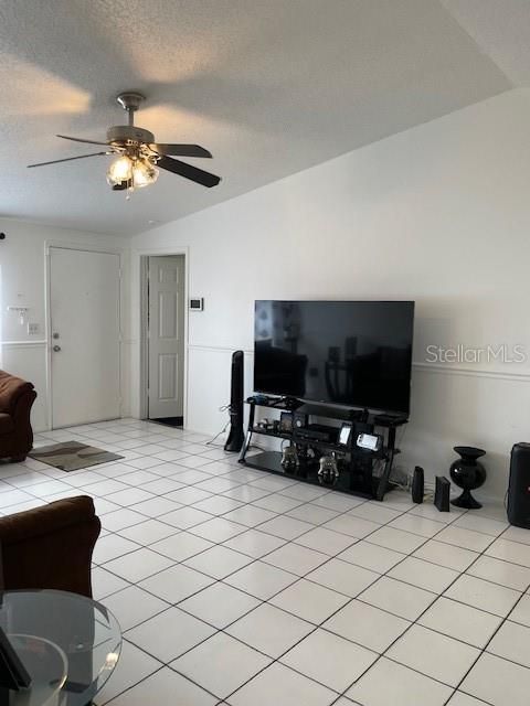 For Sale: $330,000 (4 beds, 2 baths, 1100 Square Feet)