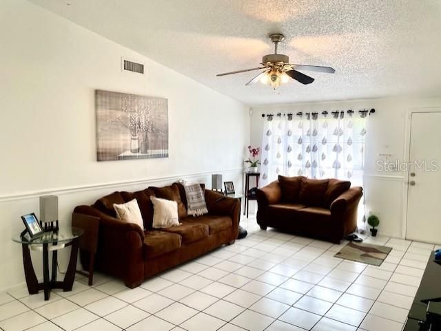 For Sale: $330,000 (4 beds, 2 baths, 1100 Square Feet)