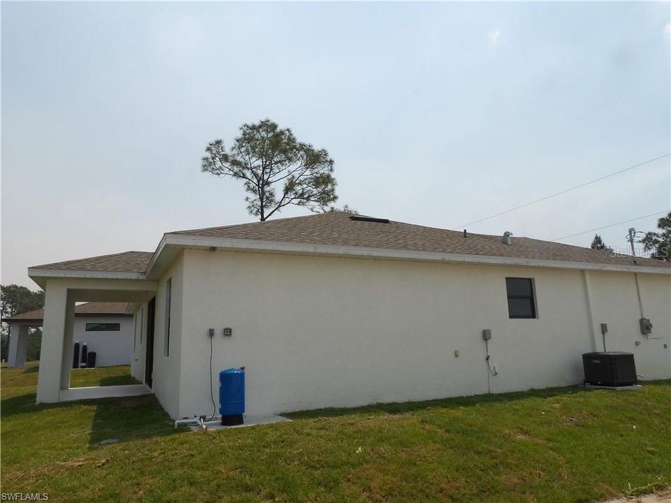 For Sale: $349,850 (3 beds, 2 baths, 1553 Square Feet)