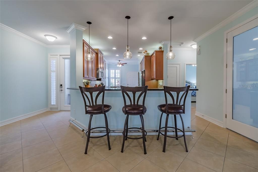 For Sale: $372,900 (3 beds, 2 baths, 1739 Square Feet)