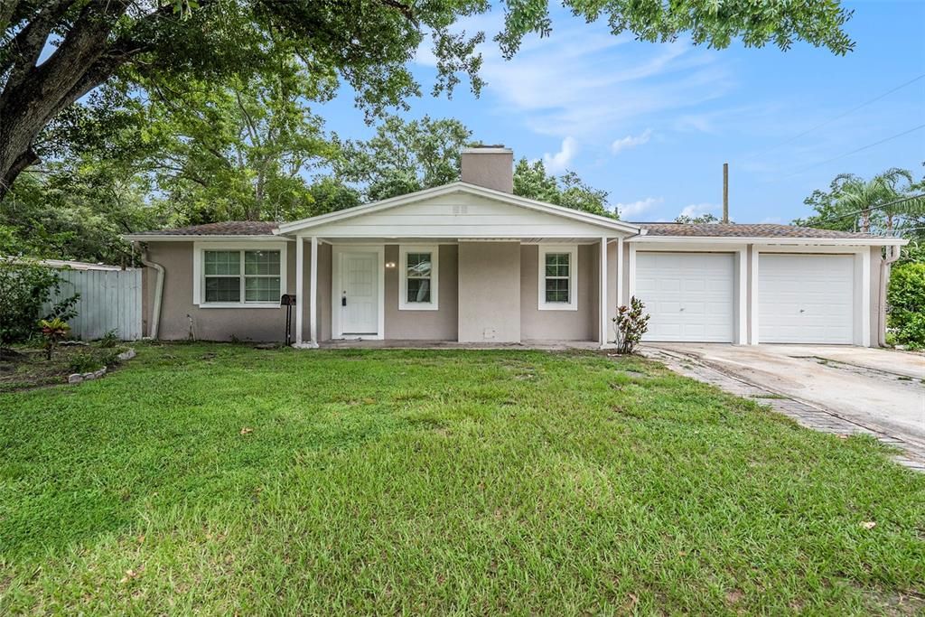 Active With Contract: $480,000 (3 beds, 2 baths, 1360 Square Feet)