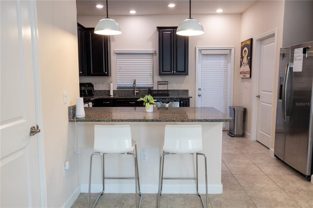 Active With Contract: $2,150 (2 beds, 2 baths, 1394 Square Feet)