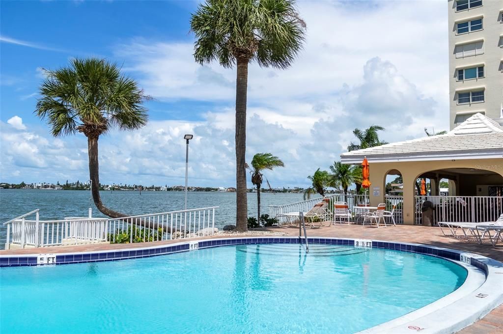 Closest pool by Continental towers  Overlooks the intracoastal waterway