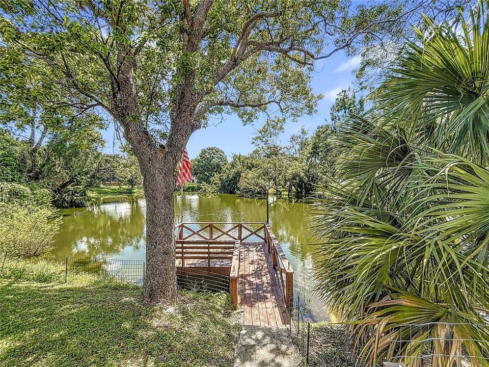 Active With Contract: $399,900 (3 beds, 2 baths, 1852 Square Feet)