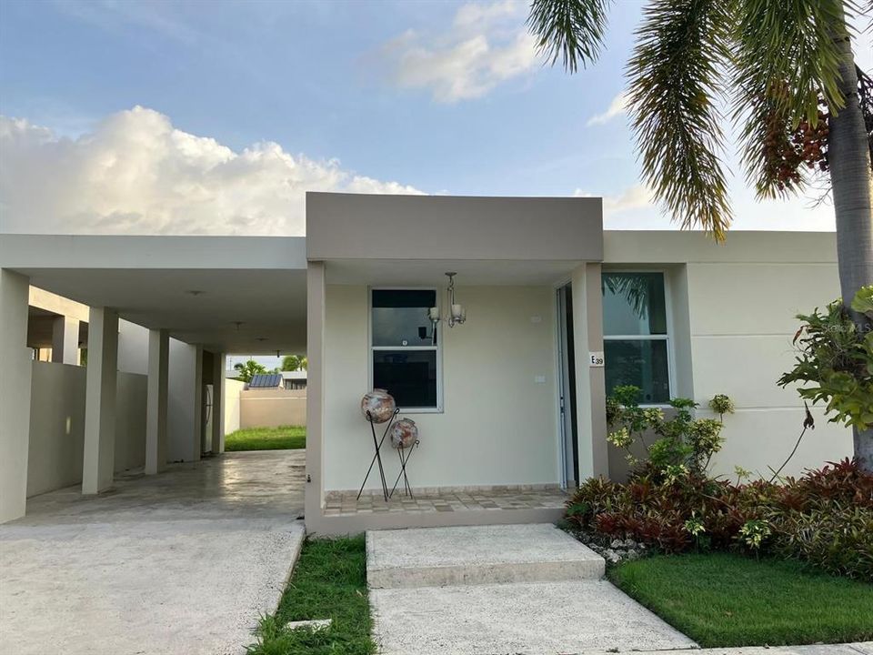 Recently Sold: $190,000 (3 beds, 2 baths, 2000 Square Feet)