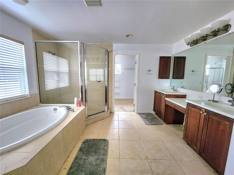 garden tub and shower. Dual vanity sink