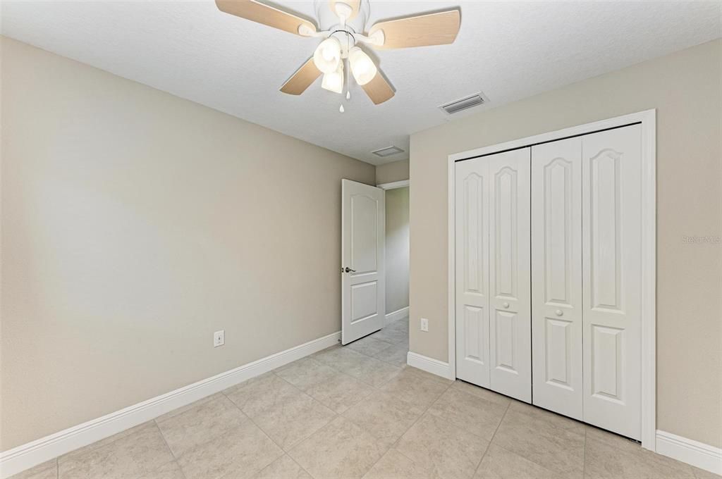 For Sale: $349,000 (2 beds, 2 baths, 1258 Square Feet)