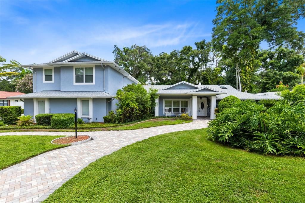 Located on an oversized lot in the highly sought-after Spring Valley community in Altamonte Springs, this stunning home has been luxuriously updated to offer the best in comfort and style.