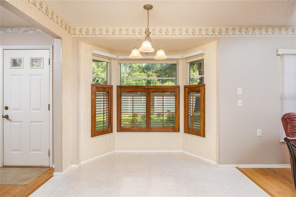 Breakfast Nook with Bay Window!