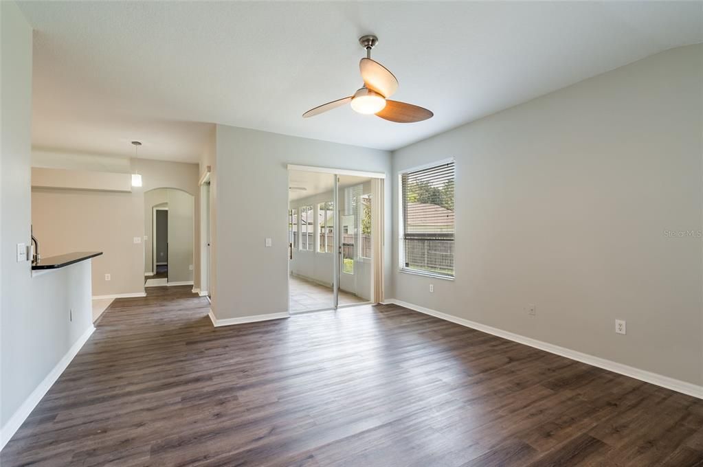 For Sale: $419,500 (3 beds, 2 baths, 1895 Square Feet)