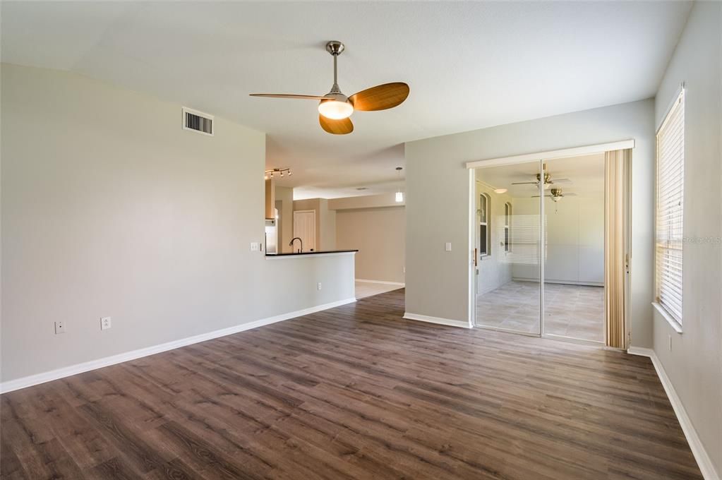 For Sale: $419,500 (3 beds, 2 baths, 1895 Square Feet)