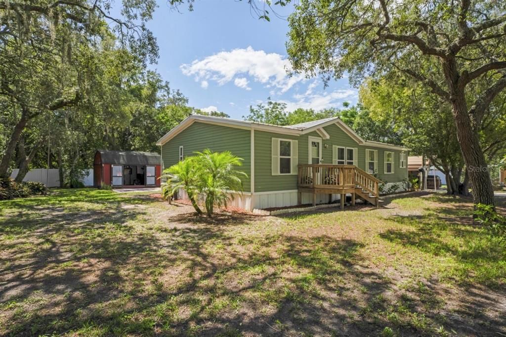 For Sale: $249,000 (3 beds, 2 baths, 1296 Square Feet)