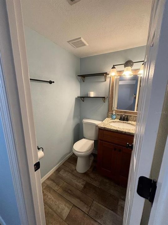 2nd bathroom