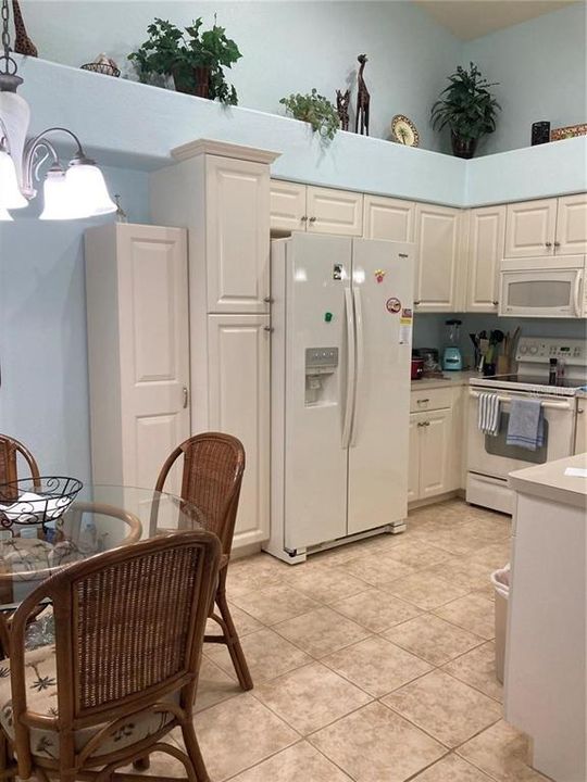 Kitchen with breakfast nook