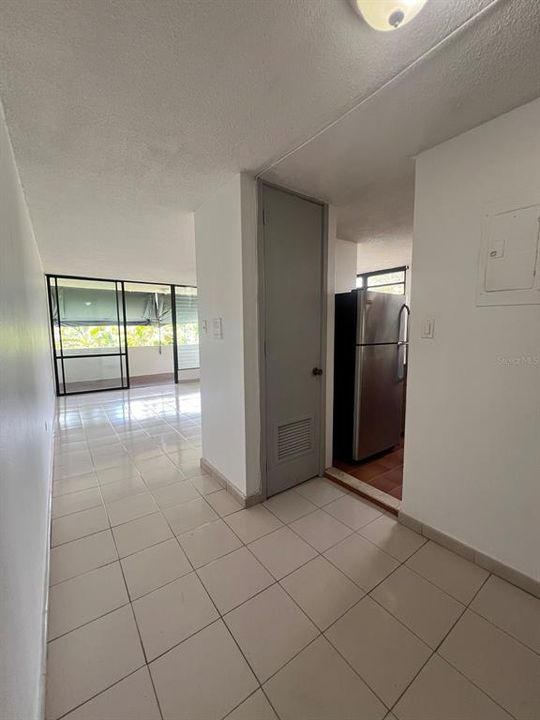 Vendido Recientemente: $295,000 (2 camas, 1 baños, 1048 Pies cuadrados)