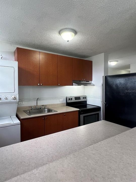 Vendido Recientemente: $295,000 (2 camas, 1 baños, 1048 Pies cuadrados)