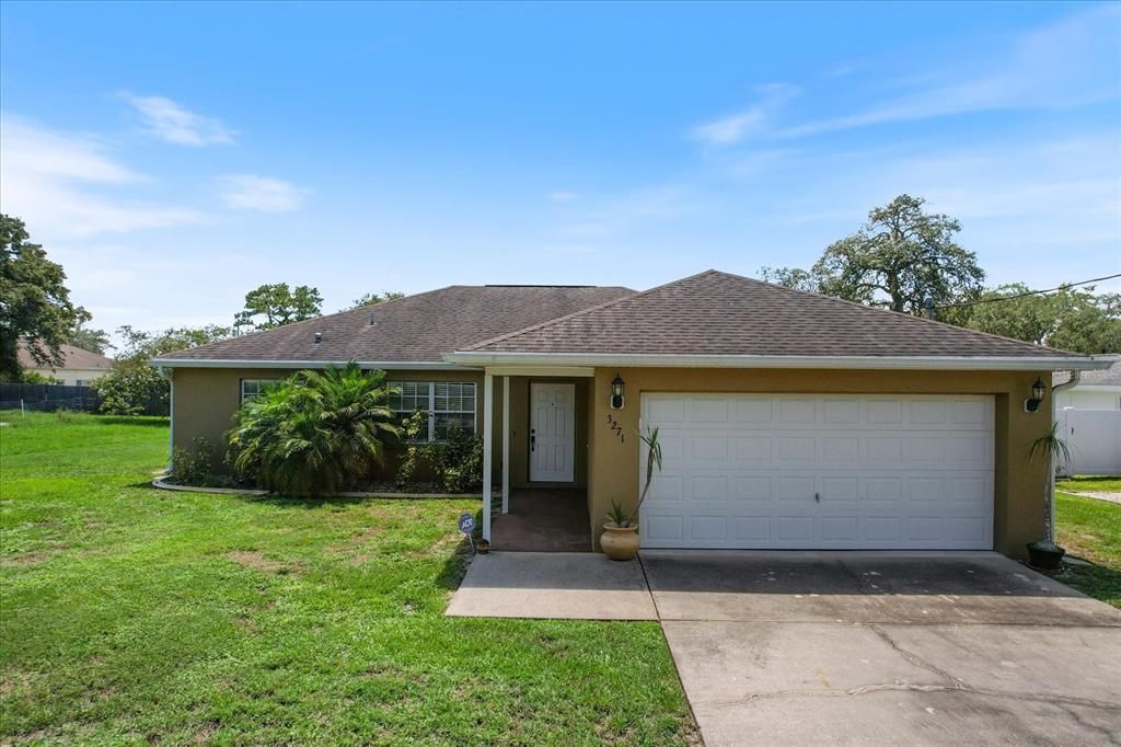 For Sale: $292,000 (3 beds, 2 baths, 1384 Square Feet)