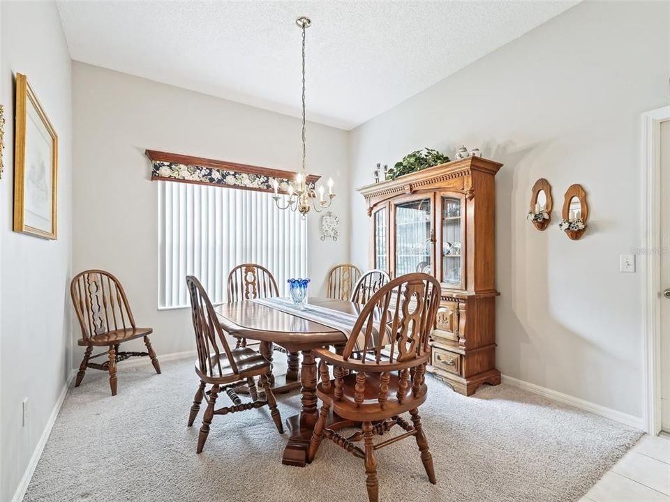 For Sale: $379,900 (3 beds, 2 baths, 1810 Square Feet)