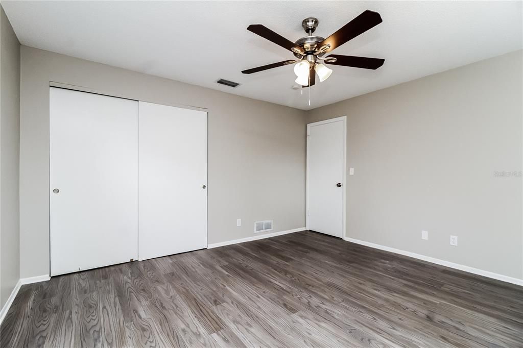 For Rent: $2,135 (3 beds, 2 baths, 1322 Square Feet)