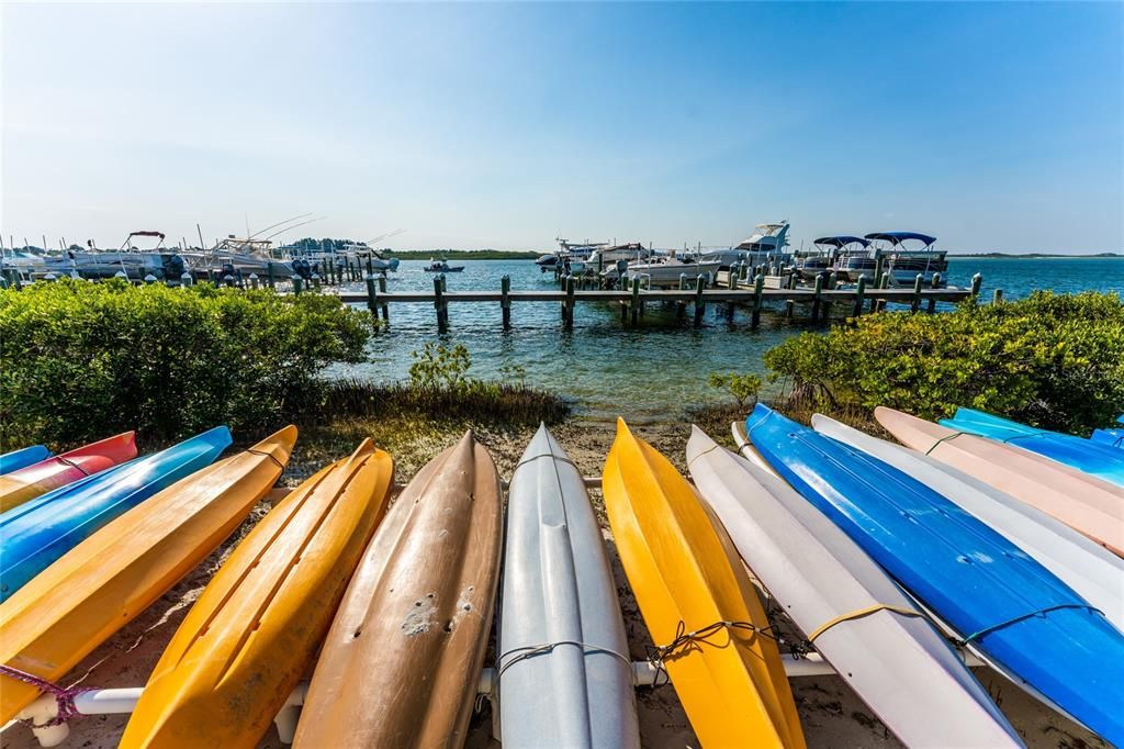 For Sale: $1,095,000 (2 beds, 2 baths, 1800 Square Feet)