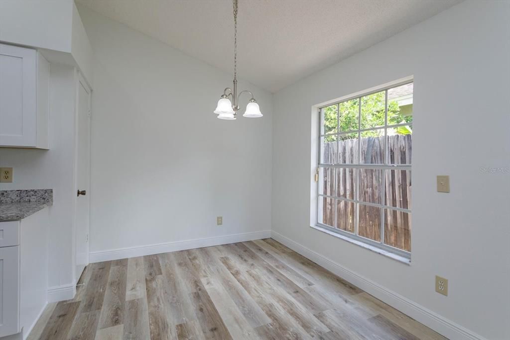 For Sale: $368,000 (3 beds, 2 baths, 1370 Square Feet)