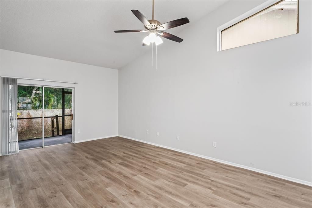 Active With Contract: $359,000 (3 beds, 2 baths, 1340 Square Feet)