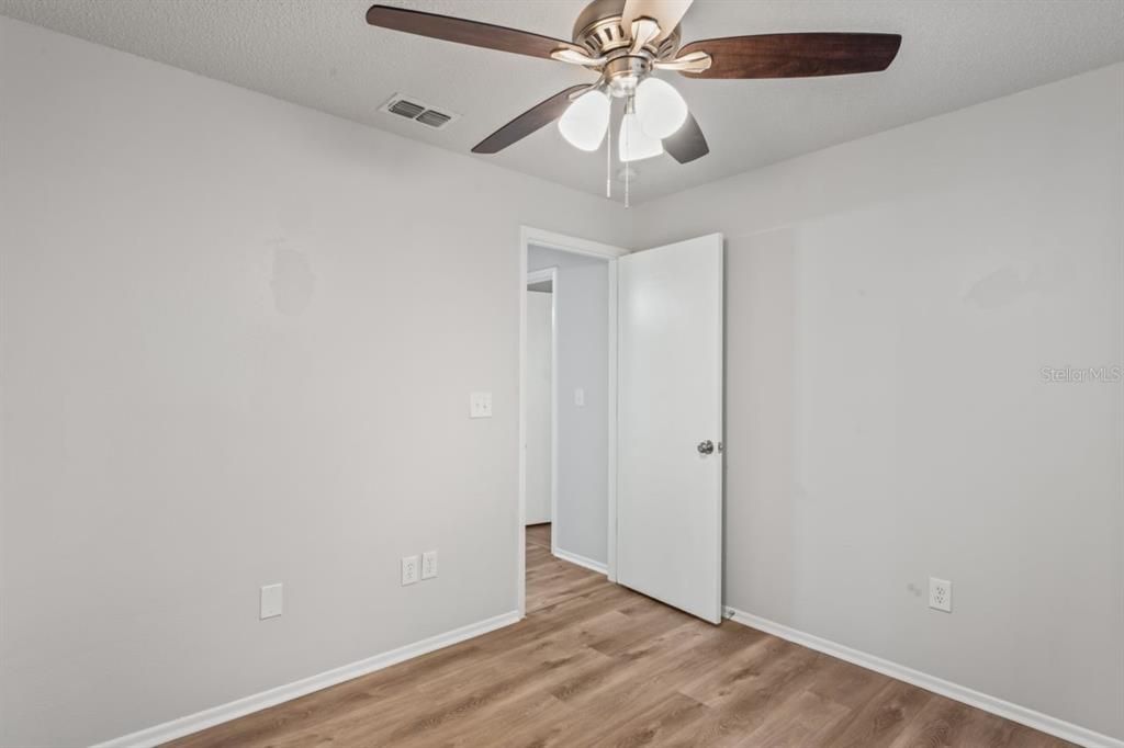 Active With Contract: $359,000 (3 beds, 2 baths, 1340 Square Feet)