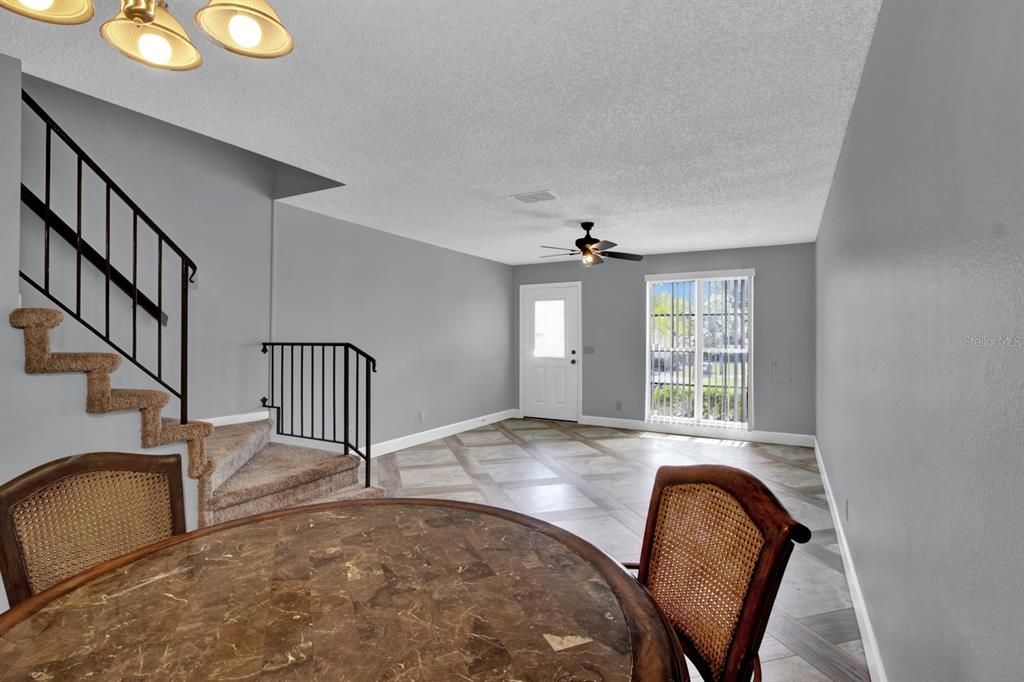 For Sale: $234,900 (2 beds, 2 baths, 1200 Square Feet)