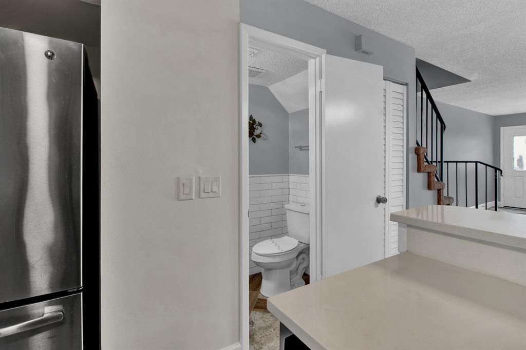 For Sale: $234,900 (2 beds, 2 baths, 1200 Square Feet)
