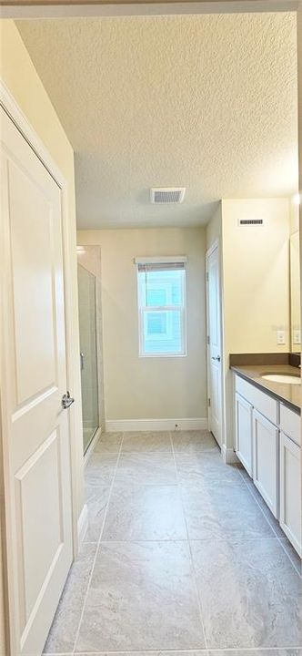 For Rent: $2,490 (3 beds, 2 baths, 1694 Square Feet)