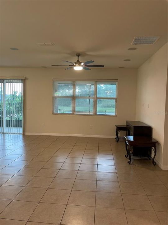 For Rent: $2,700 (3 beds, 2 baths, 2627 Square Feet)