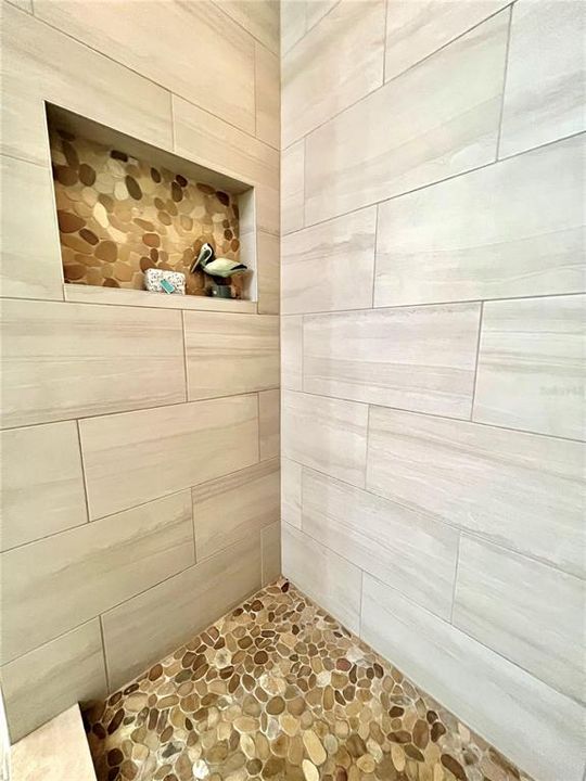 Pebble Stone Shower Floor