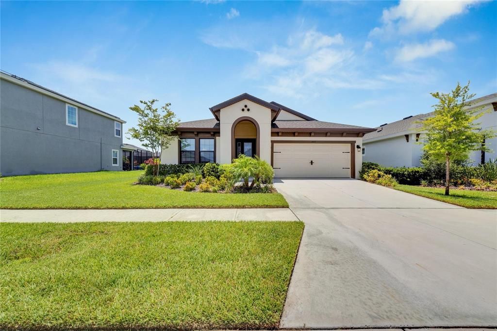 For Sale: $529,000 (4 beds, 2 baths, 2108 Square Feet)