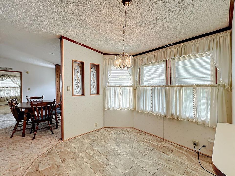 For Sale: $187,400 (3 beds, 2 baths, 1874 Square Feet)