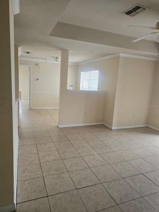 For Rent: $1,425 (1 beds, 1 baths, 768 Square Feet)