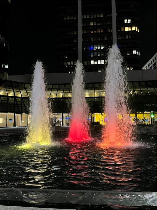 Lake Eola at night