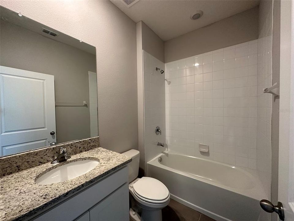 В аренду: $2,800 (4 спален, 2 ванн, 2045 Квадратных фут)