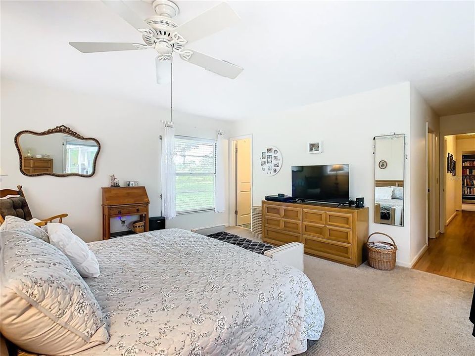 Master bedroom has an en-suite bathroom.