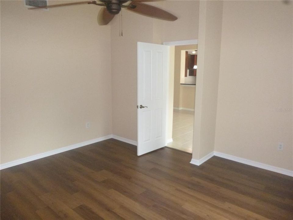 For Rent: $2,500 (3 beds, 2 baths, 1527 Square Feet)