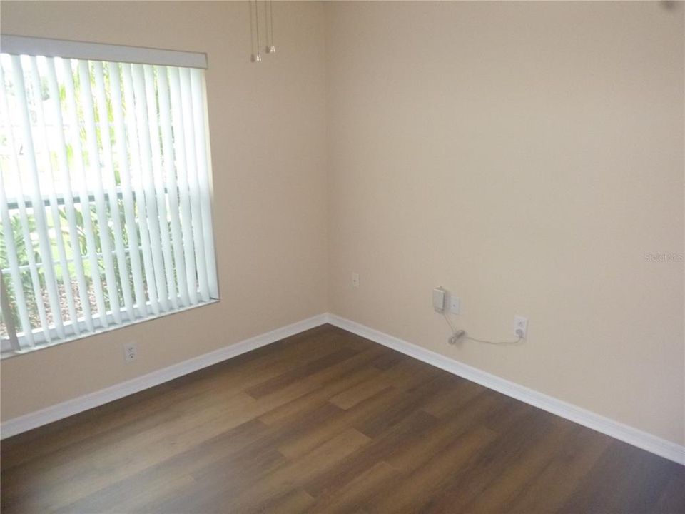 For Rent: $2,500 (3 beds, 2 baths, 1527 Square Feet)