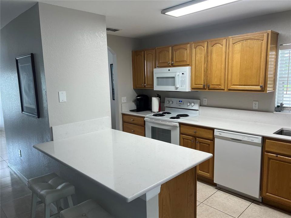 For Rent: $2,200 (3 beds, 2 baths, 1530 Square Feet)