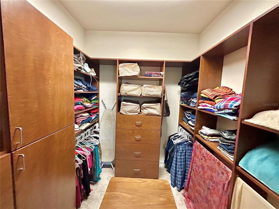 En Renta: $3,300 (4 camas, 4 baños, 2865 Pies cuadrados)