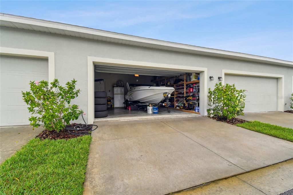 For Sale: $400,000 (3 beds, 2 baths, 1582 Square Feet)