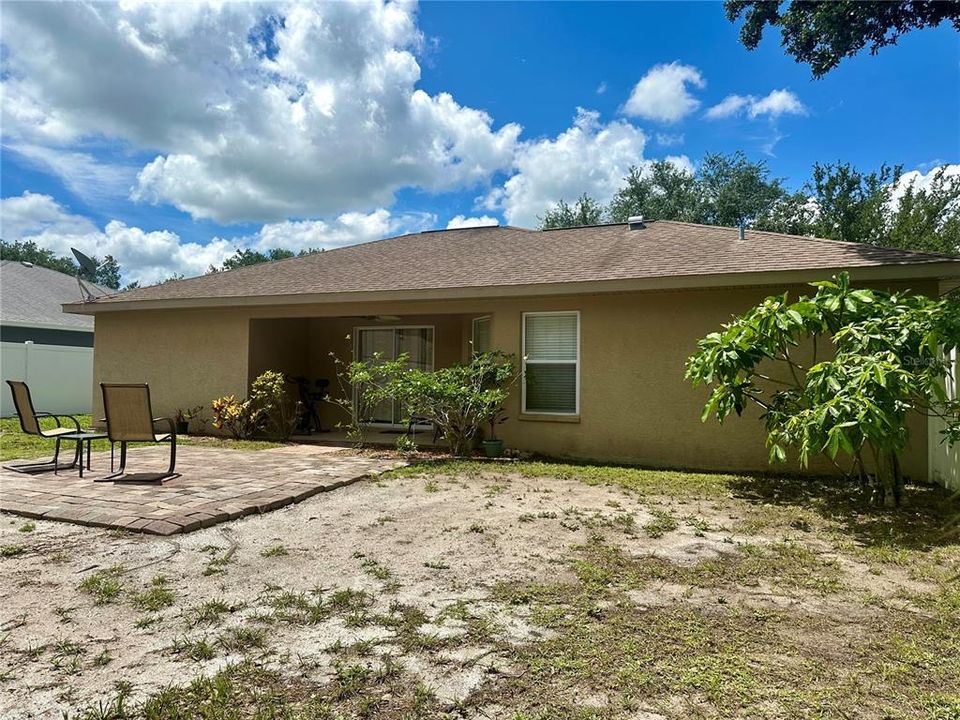 For Sale: $349,900 (3 beds, 2 baths, 1343 Square Feet)