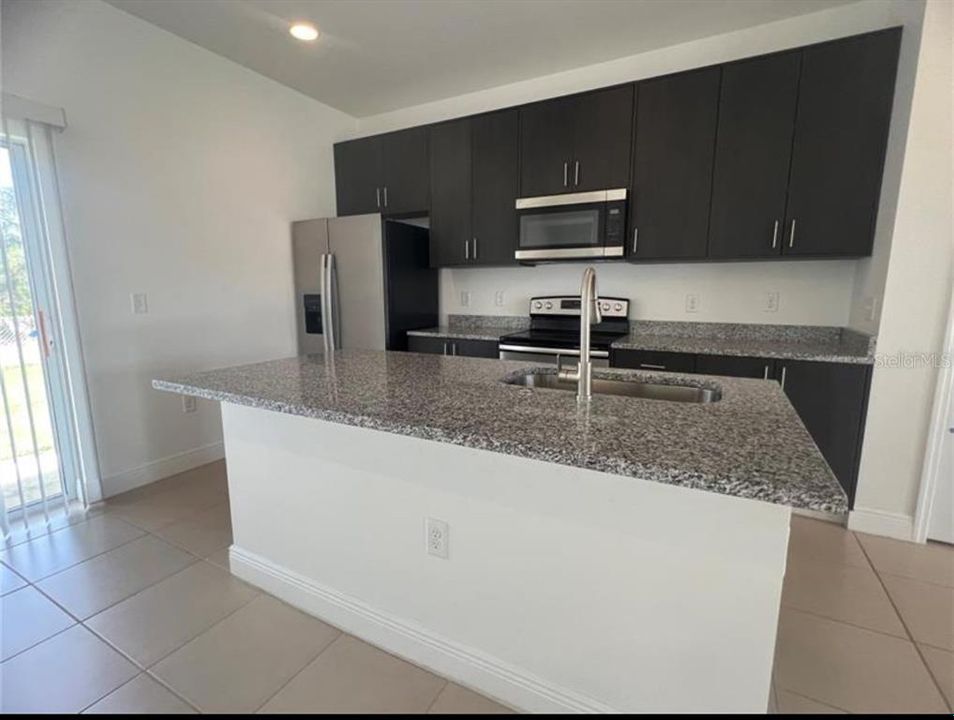 Active With Contract: $1,850 (4 beds, 2 baths, 1580 Square Feet)