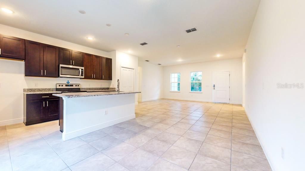 Active With Contract: $1,850 (4 beds, 2 baths, 1580 Square Feet)